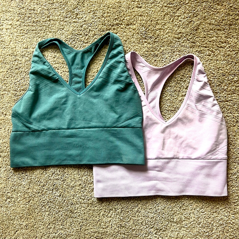 Victoria Secret Sports Crops in size M